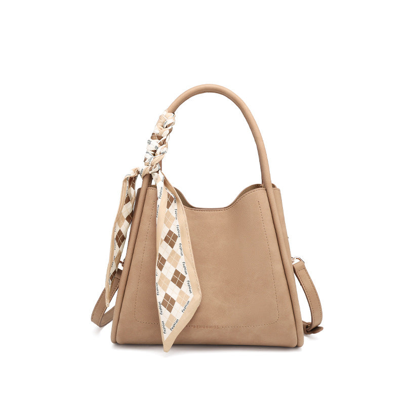 European and American New Bucket Bag Versatile Handbag Large Capacity Showy Basket Bag Women's Fashion Light Luxury Single Shoulder Crossbody Bag