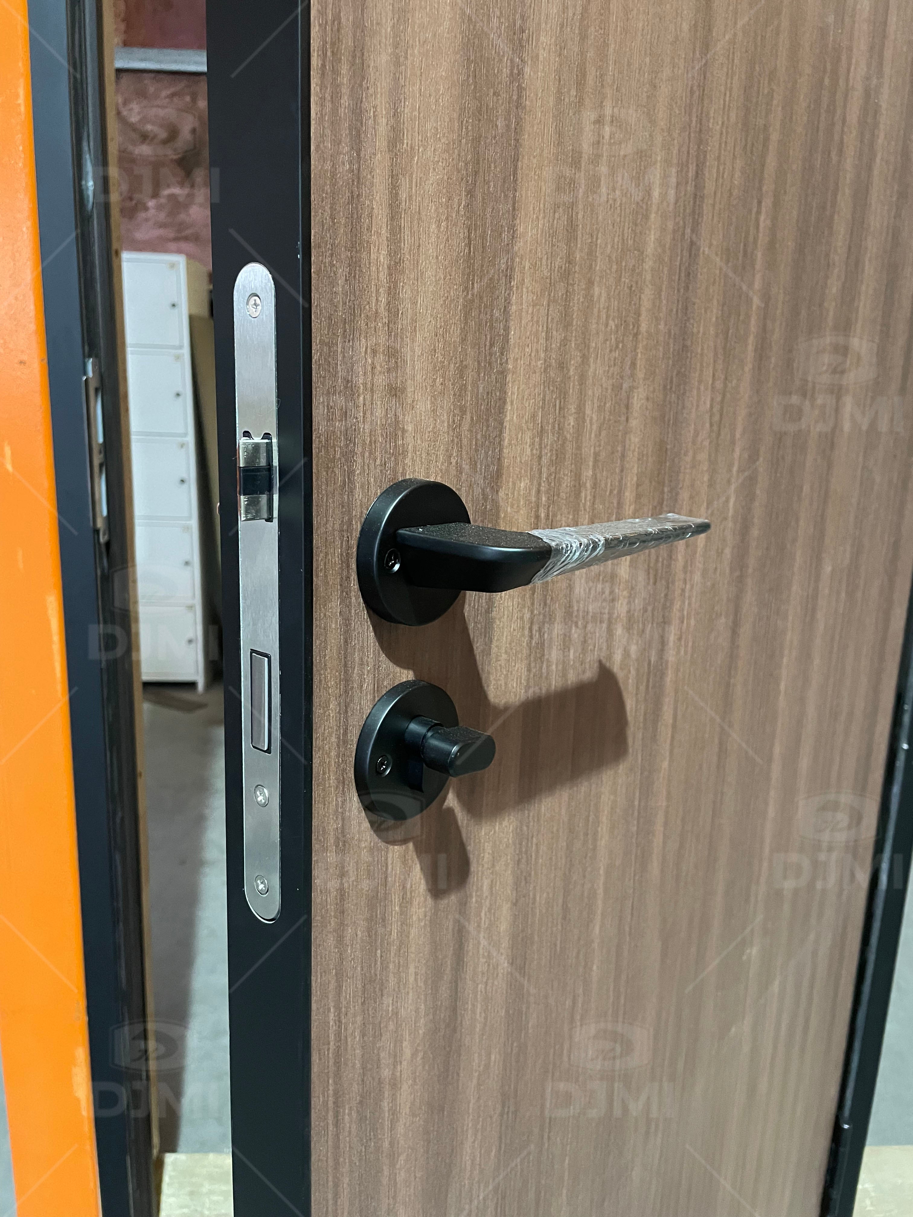 Foshan Wooden Door Manufacturer High Quality, Durable and Scratch Resistant Aluminum Frame Melamine Skin Door for Interior Room