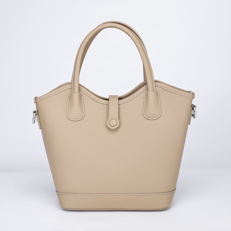 European and American Style Single Shoulder Handbag Fashion Women's Bag Light Luxury Crossbody Bag Women's Niche Versatile Large Capacity Tote Bag Genuine Leather