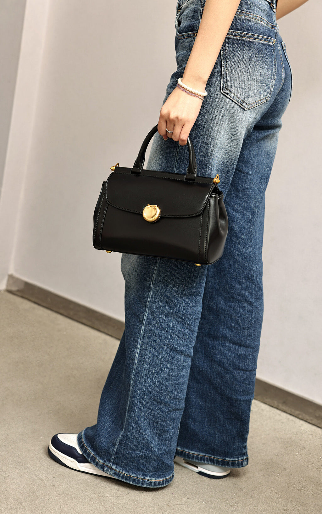 Vintage Simple Small Square Bag2025New Korean Style Personality Single Shoulder Bag Casual Crossbody Bag High-end Niche Handbag