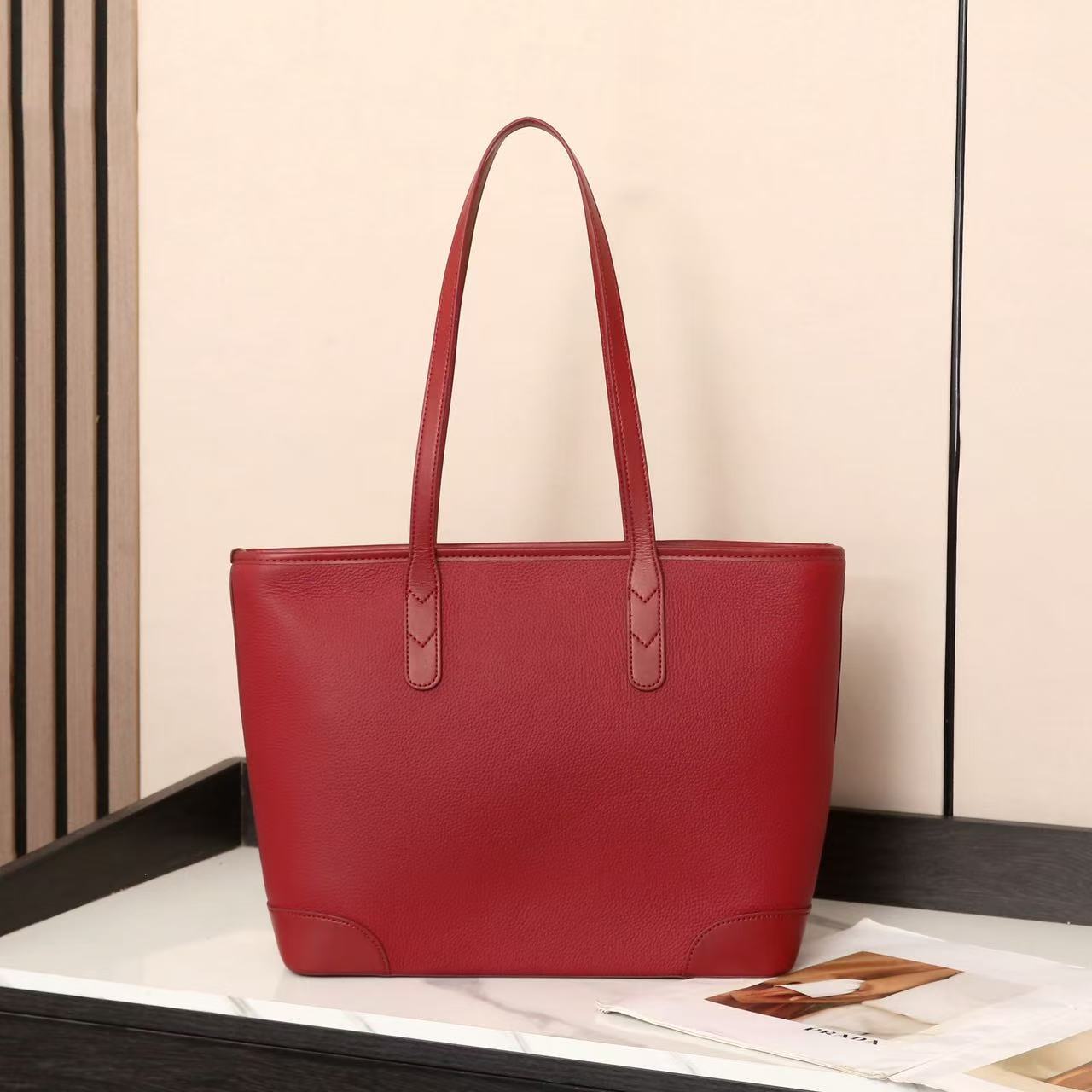 Large Capacity Women's Tote Bag New Fashion Single Shoulder Bag Mommy Bag Light Luxury Versatile Commuter Handbag