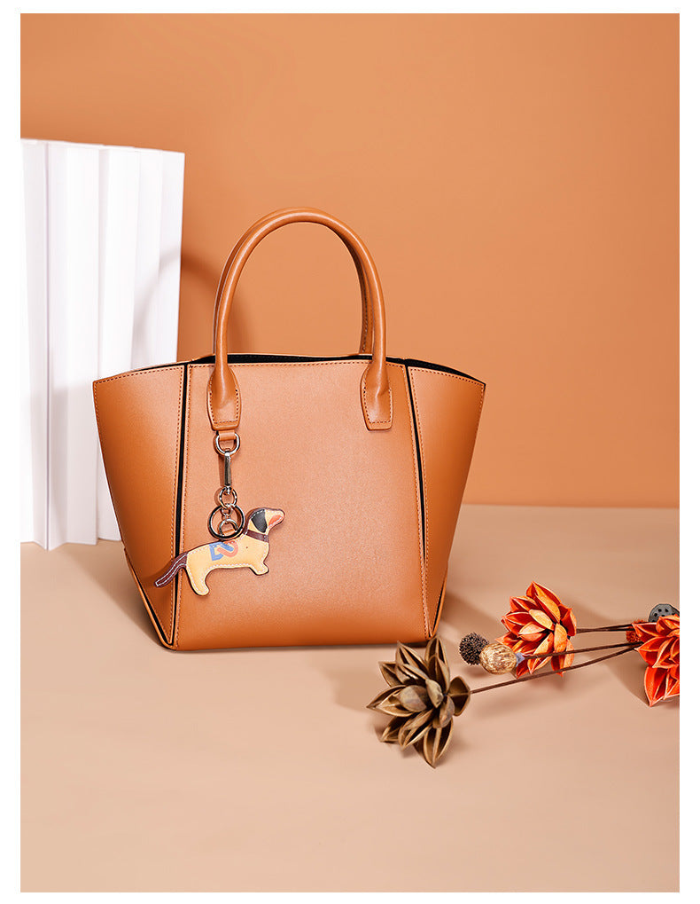 Source Manufacturer Commuting Large Capacity Tote Bag Women's Single Shoulder Fashion Women's Bag Niche Versatile Simple Light Luxury Handbag