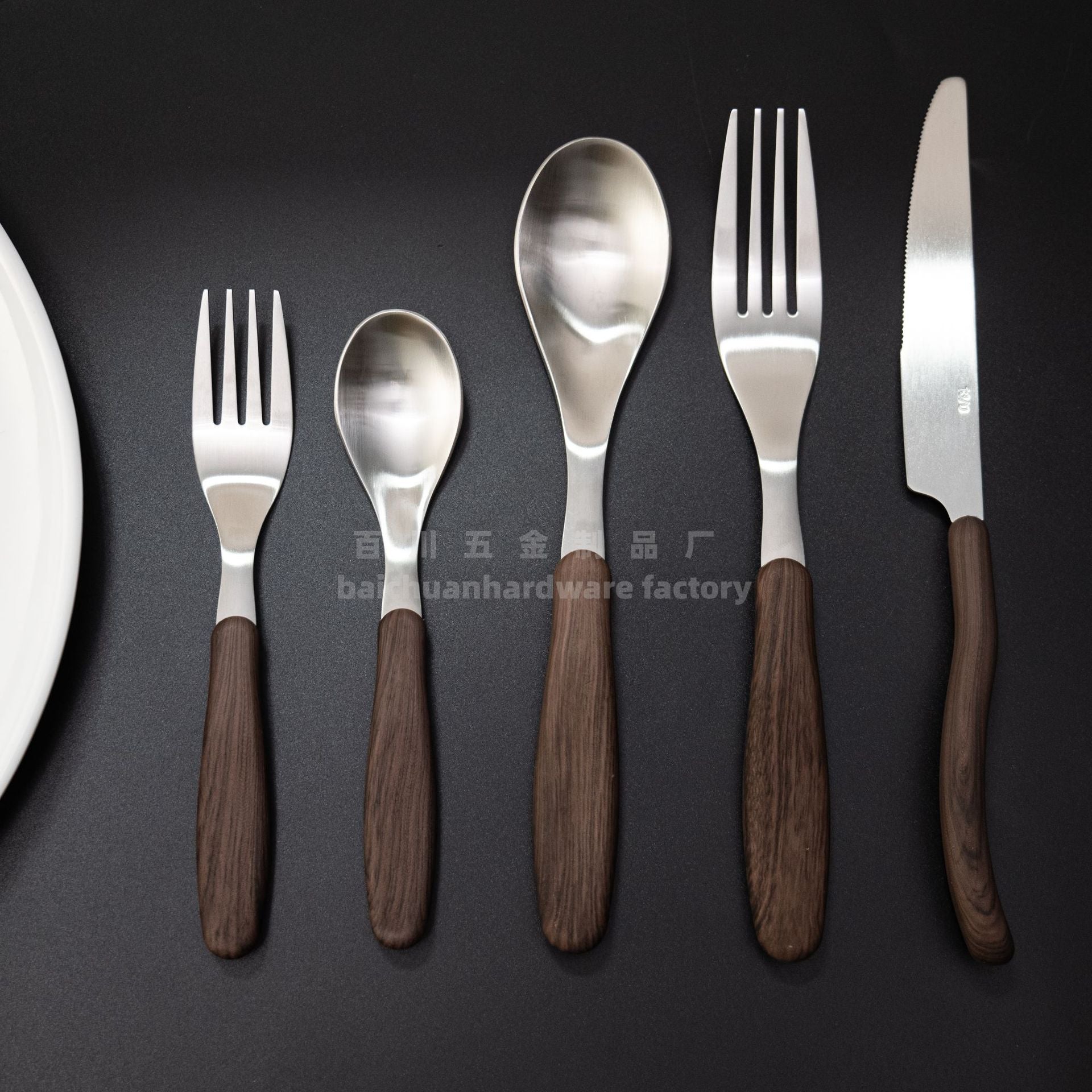 18/10Stainless Steel Western Tableware Set Imitation Wood Grain Handle Steak Knife Fork Spoon High-end Western Hotel Tableware