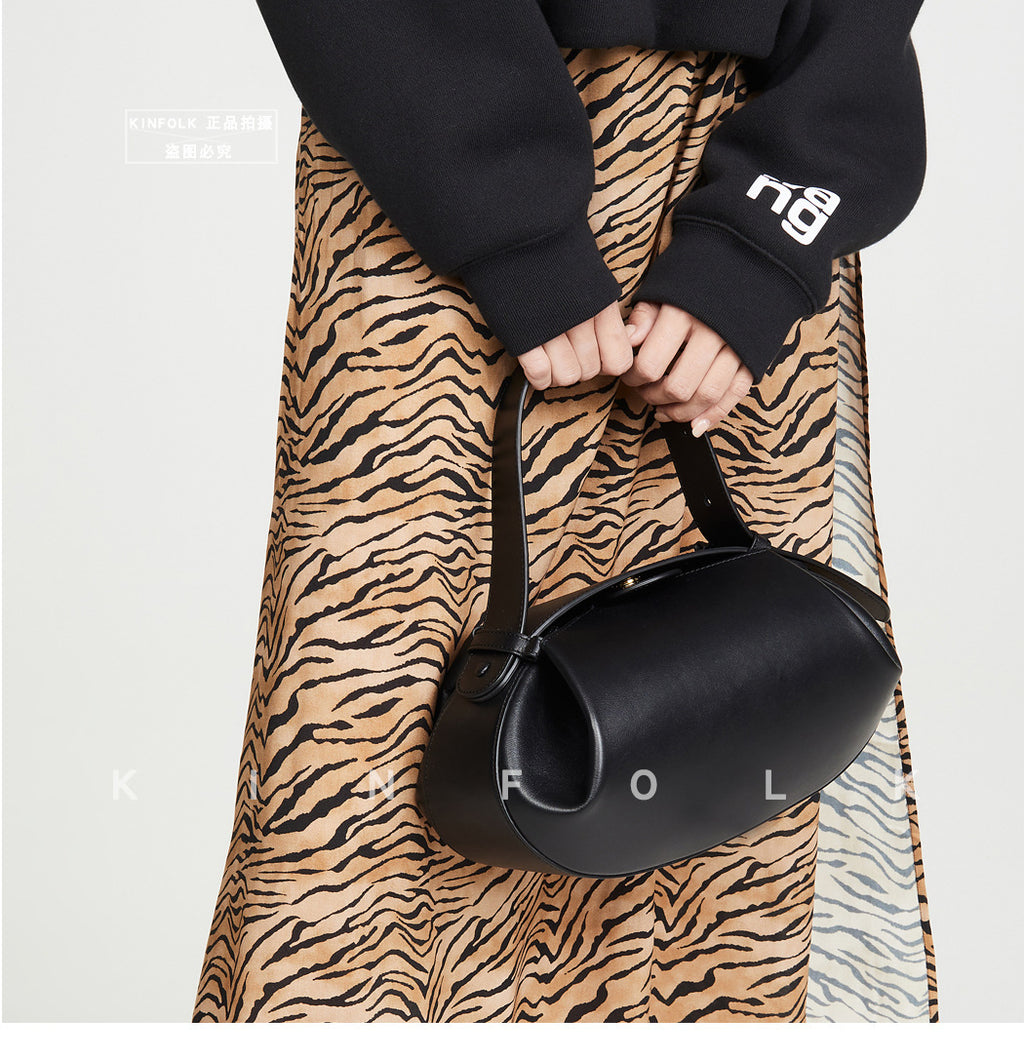 European and American Versatile Trendy Crossbody Bag Casual Three-Dimensional Women's Underarm Small Round Bag High-Quality Fashion Baguette Handbag