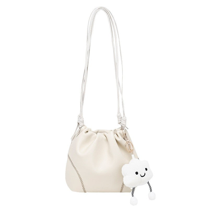 Minimalist silver Small Bag for Women2024Summer New Drawstring Bucket Bag Fashionable Versatile Chain Crossbody Bag