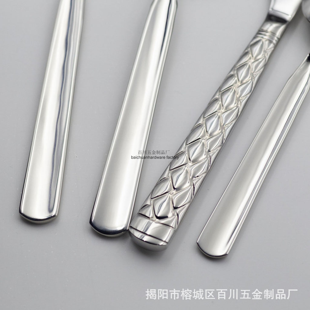 304Stainless Steel Knife Fork Spoon Thickened Forged Relief Tableware Western Steak Knife Fork Dessert Spoon4Piece Suit