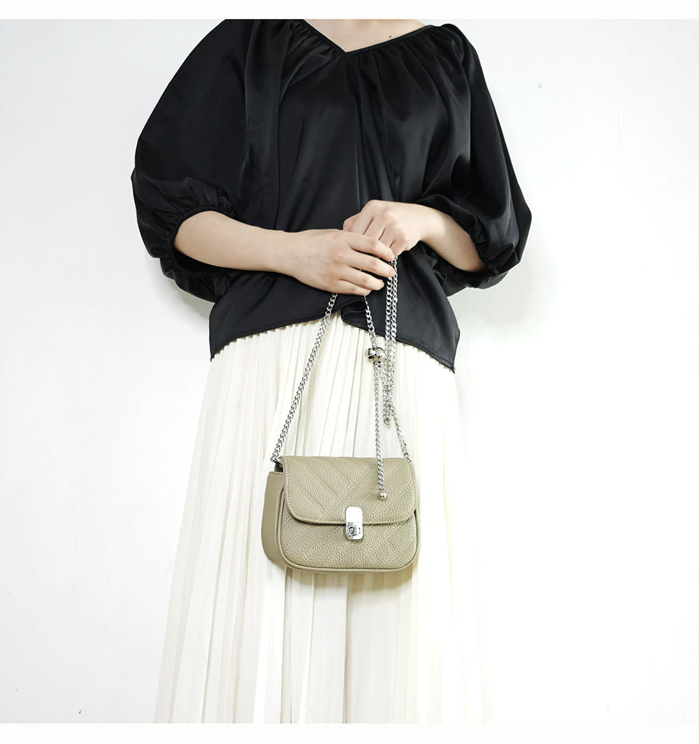 Genuine Leather Women's Bag New Metal Chain Small Square Bag Simple Versatile Chanel Style Single Shoulder Solid Color Embroidered Thread Crossbody Bag