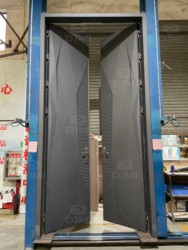 European Luxury House Modern With Long Handle Steel Entrance Door Modern Villa Main Door Front Pivot Doors