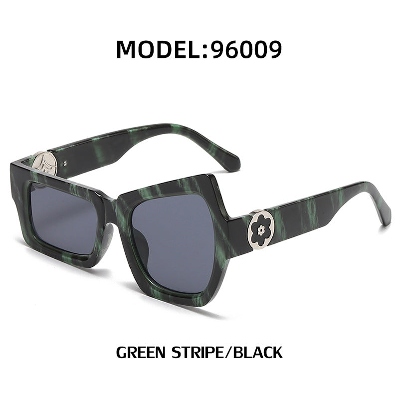 European and American Steampunk Sunglasses Unique Irregular Outdoor Sun Protection Sunglasses for Men High-end Glasses Wholesale