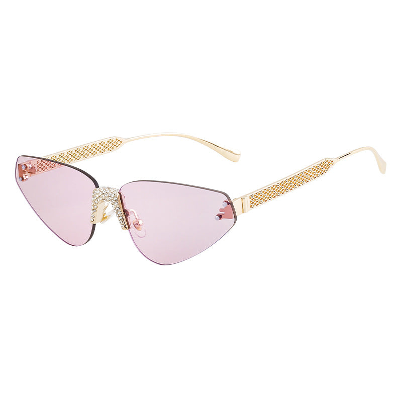 New European and American Fashion Frameless Sunglasses with Rhinestones for Women Outdoor Street Style Sunglasses Women Sun Protection Wholesale shades
