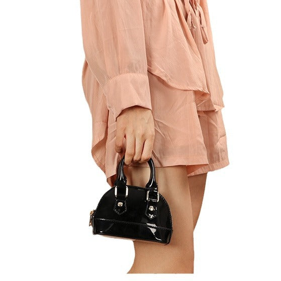 2022New Year's Trendy Fashion Small Bag Women's Shoulder Chain Crossbody Shell Bag