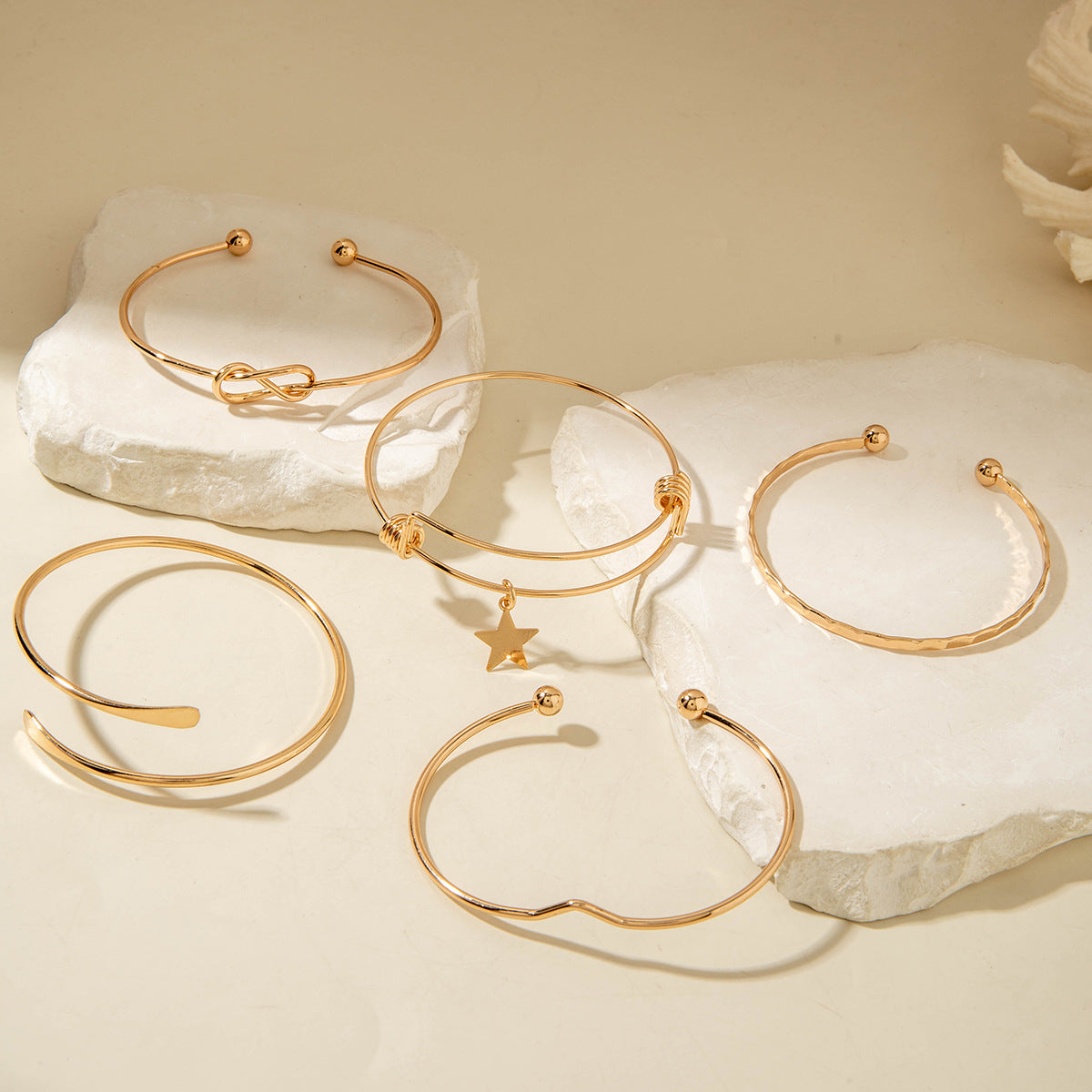 European and American Ornament Stackable Round Imitation Pearl Smooth Open Bracelet Fashion Jewelry Bracelet Wholesale