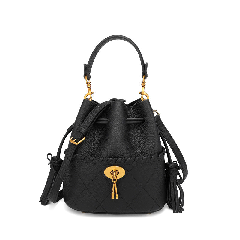 European and American First Layer Cowhide Women's New Genuine Leather Handbag Trendy Bucket Bag Tassel Niche Drawstring Shoulder Crossbody Bag