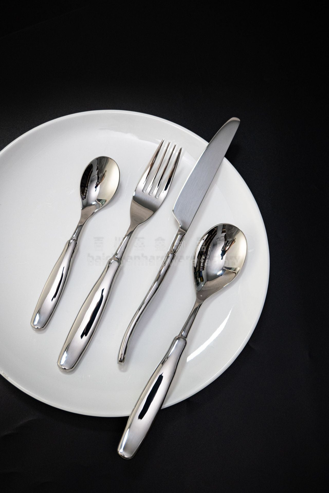 304Stainless Steel Knife Fork Spoon Thickened Tableware Western Hotel High-end Aesthetic Steak Knife Fork Spoon Forged Design