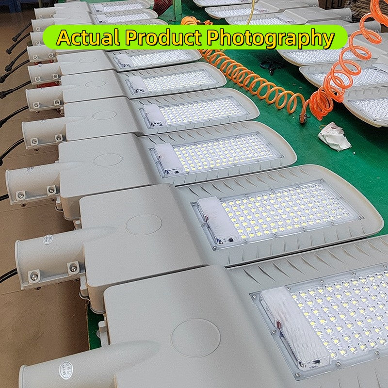 Solar Light Outdoor Garden Light IP65 Waterproof Square Factory Community 4000W 5000W 6000W LED Solar Street Light
