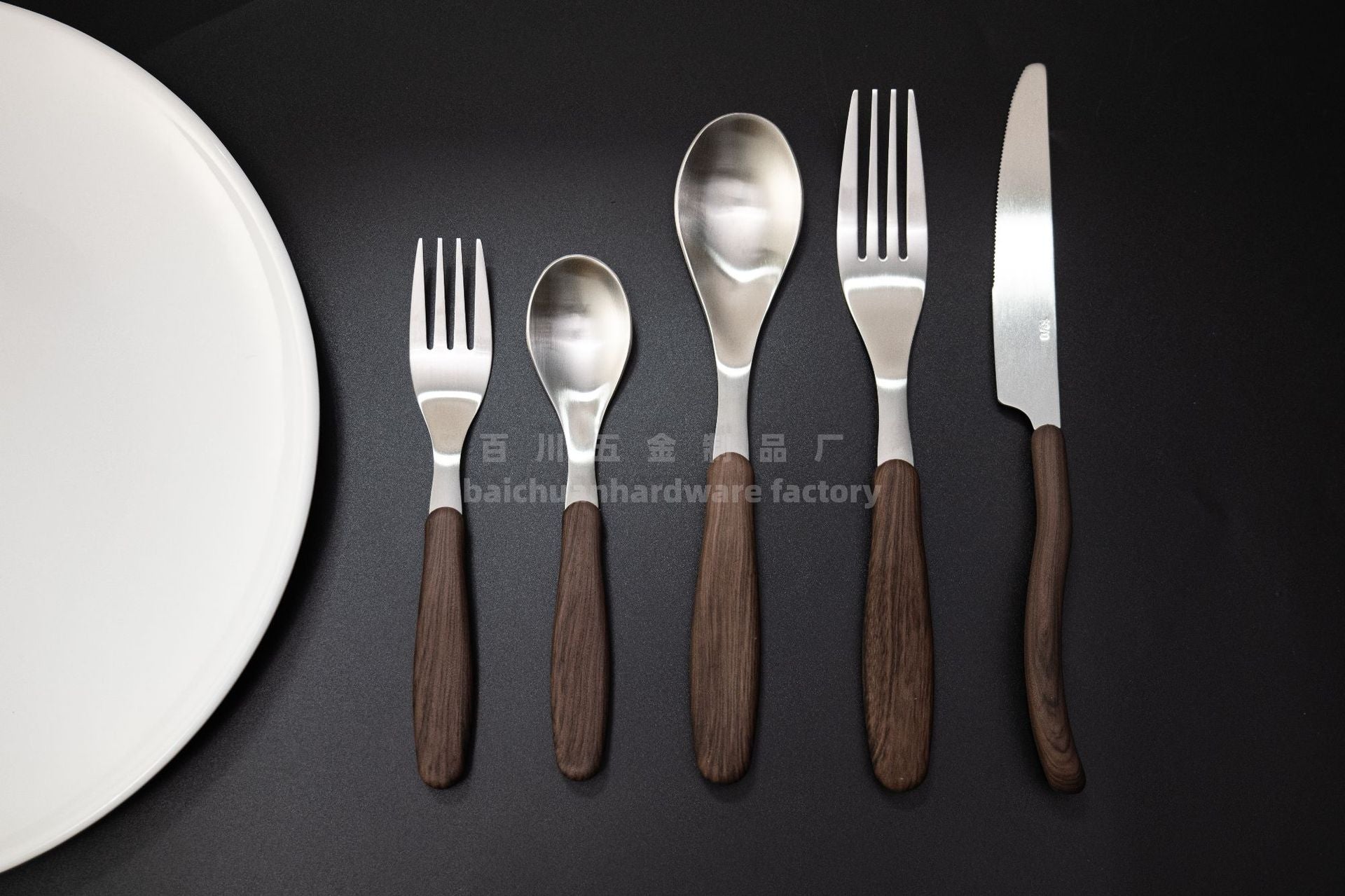 18/10Stainless Steel Western Tableware Set Imitation Wood Grain Handle Steak Knife Fork Spoon High-end Western Hotel Tableware