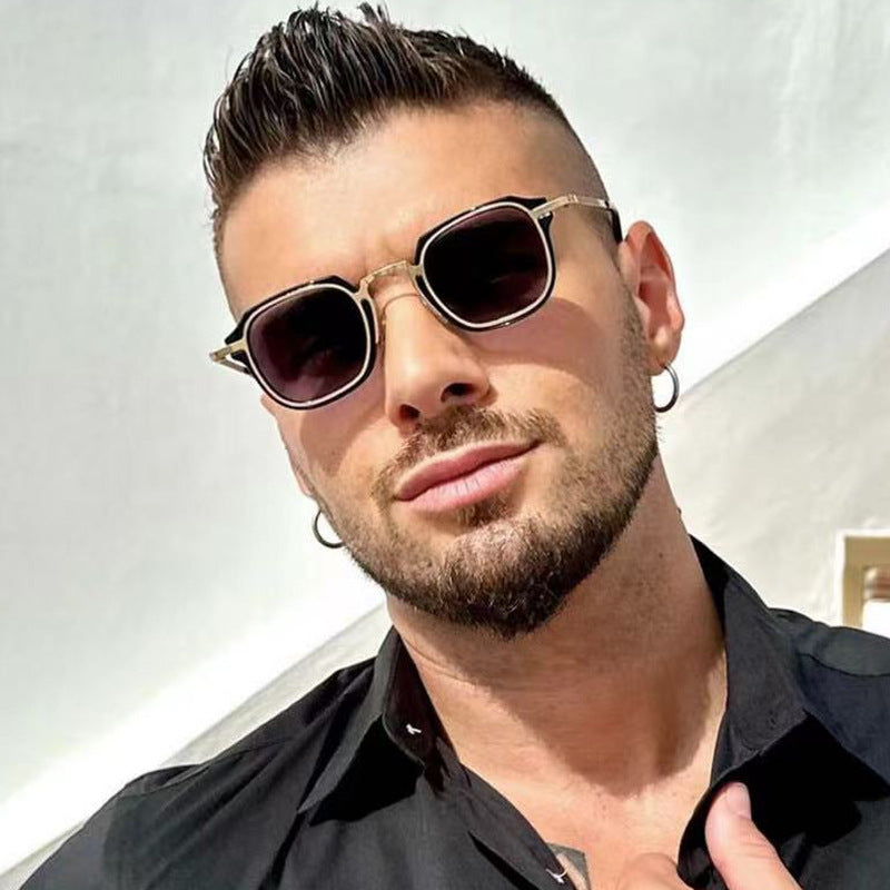 New Fashion Small Frame Sunglasses for Men, European and American Classic Retro Sunglasses, Steampunk Trendy High-End Glasses for Women