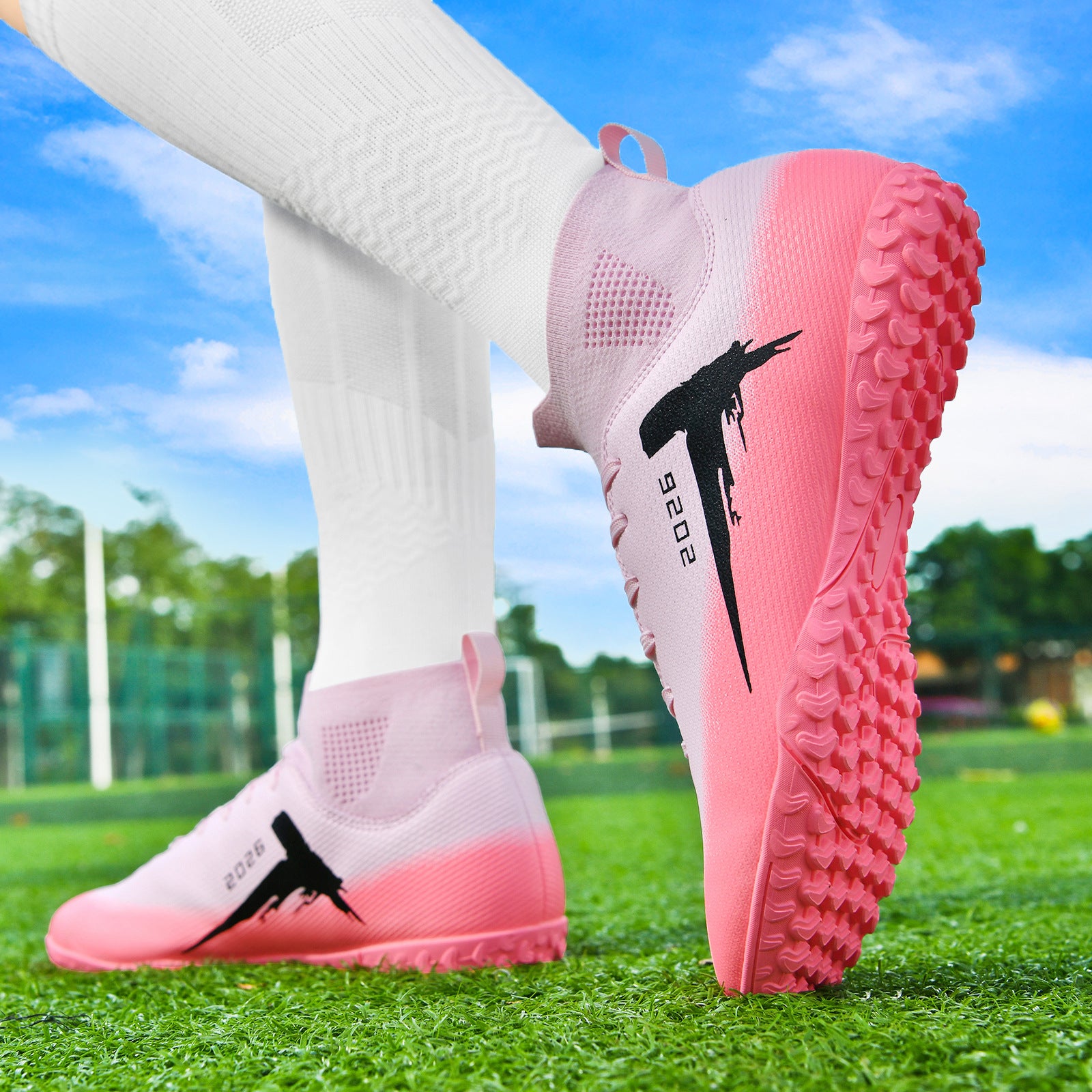 New Assassin Football Shoes Adult Training AG Spike TF Wholesale Training Sneakers for Teenagers and Students