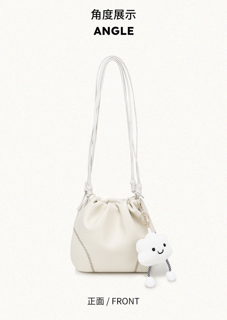 Minimalist silver Small Bag for Women2024Summer New Drawstring Bucket Bag Fashionable Versatile Chain Crossbody Bag