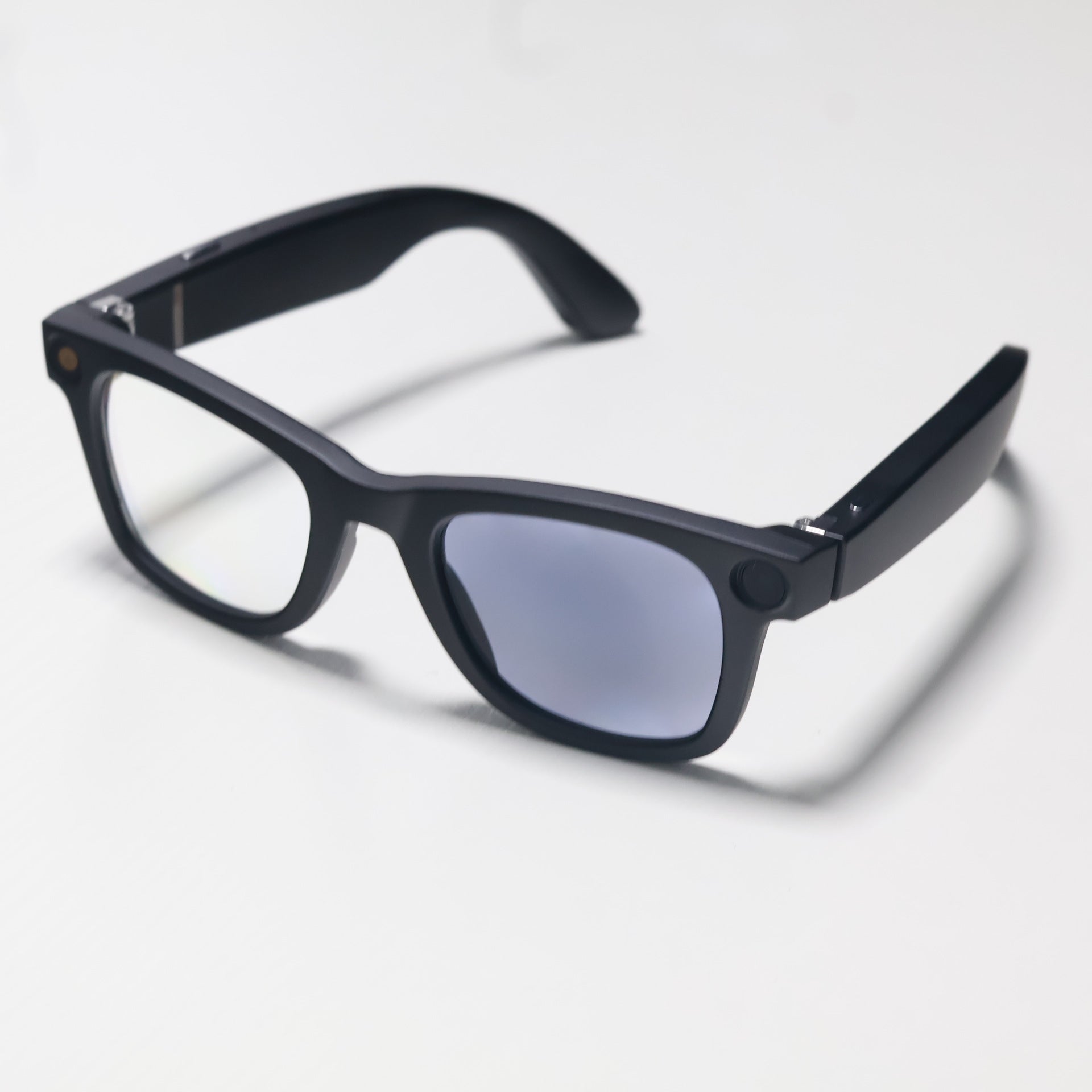 2025New AI Smart Shooting Glasses HD Anti-Shake Sunglasses ai Identification ai Simultaneous Translation Glasses for Men